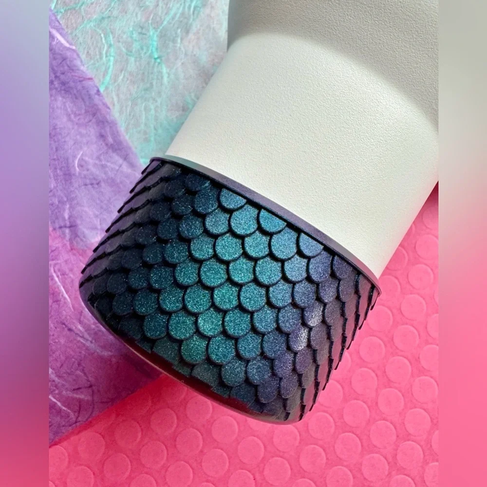 New Iridescent Purple & Green Mermaid Fish Scales Silicone Boot for Stanley Cup